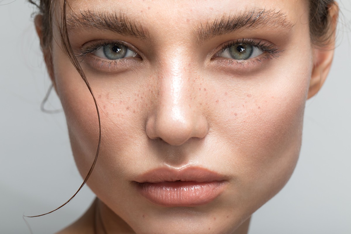 Maquillaje de ojos rasgados