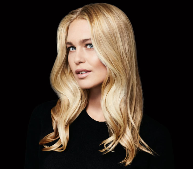 schwarzkopf modelo rubia